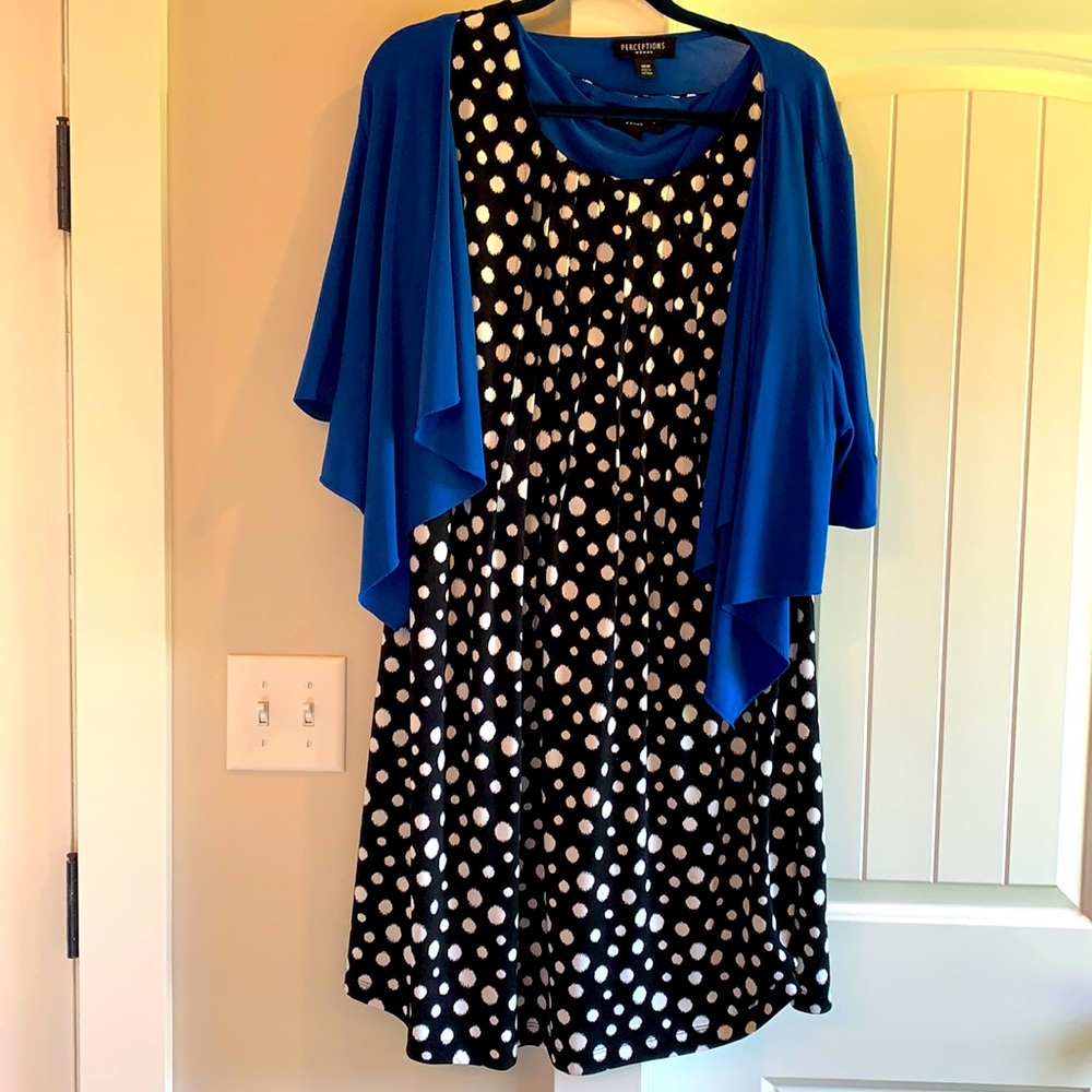 Cute sleeveless dress with royal blue shrug